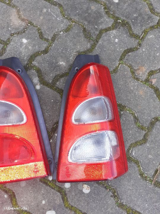Farol traseiro lado passageiro suzuki wagon r - 2