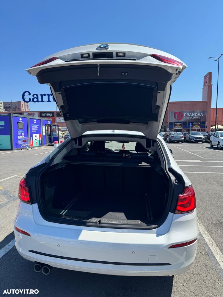 BMW Seria 3 320d Aut. - 10