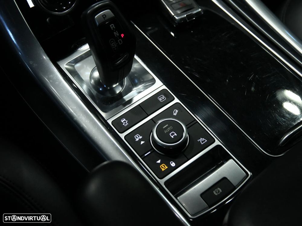 Land Rover Range Rover Sport - 16