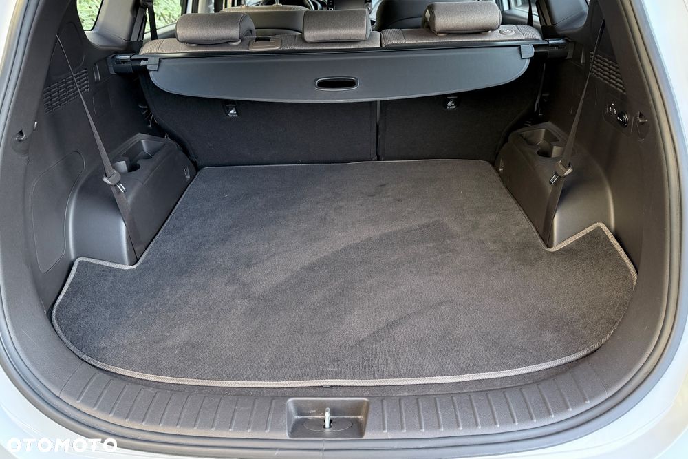 Hyundai Santa Fe - 26