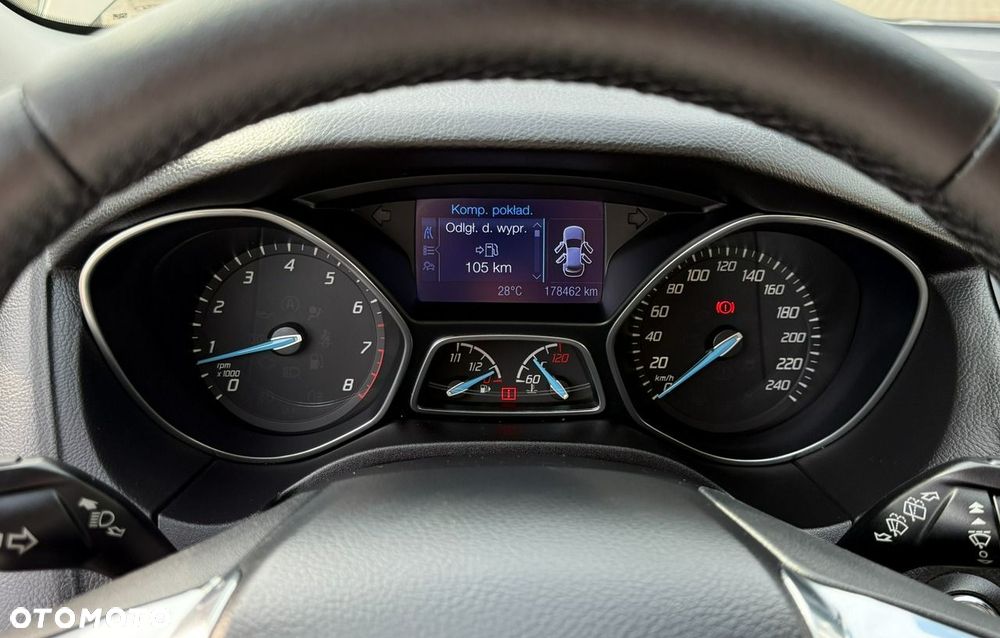 Ford Focus 1.0 EcoBoost STart-Stopp-System TITANIUM - 24