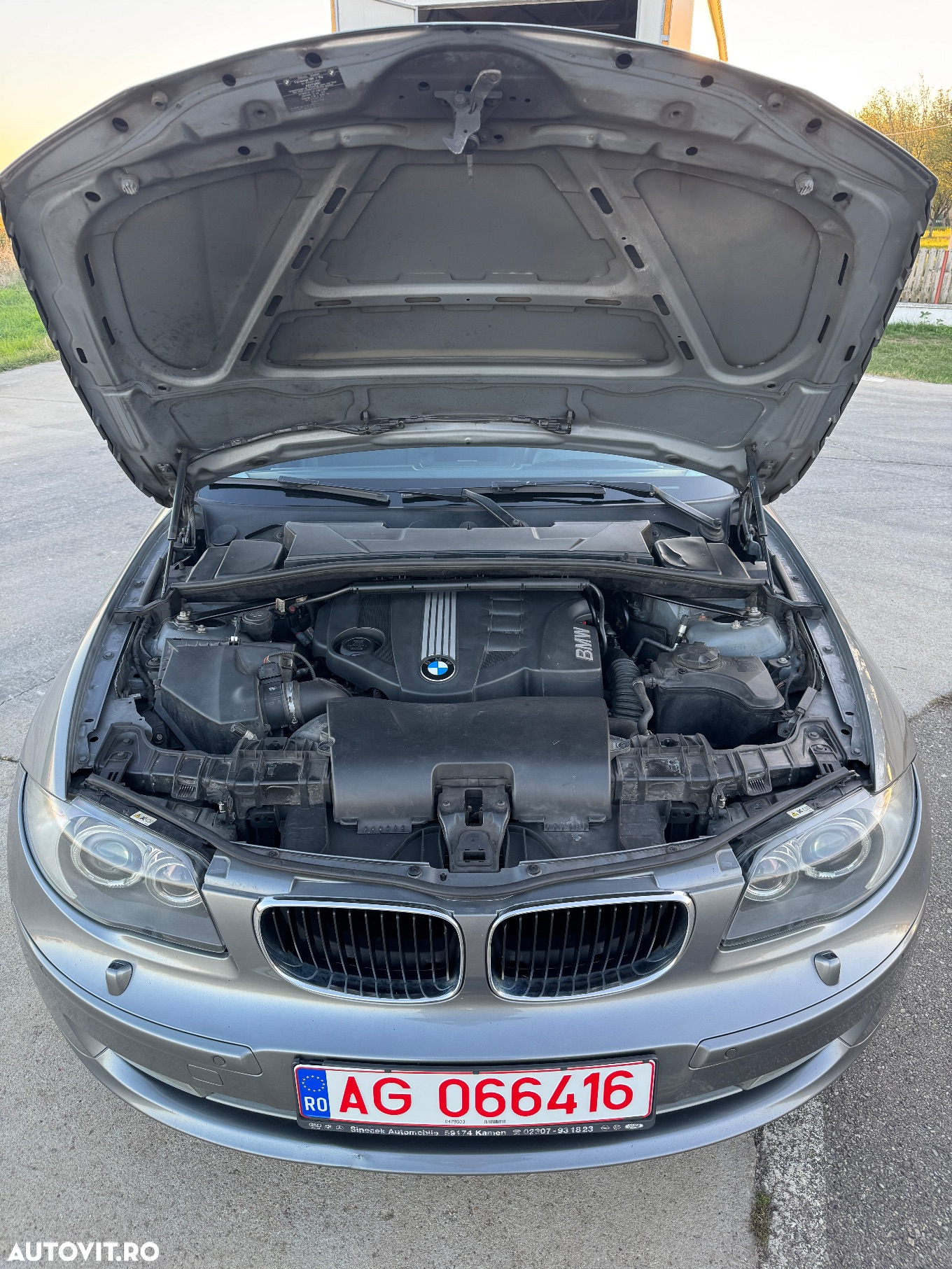 BMW Seria 3 318d - 12