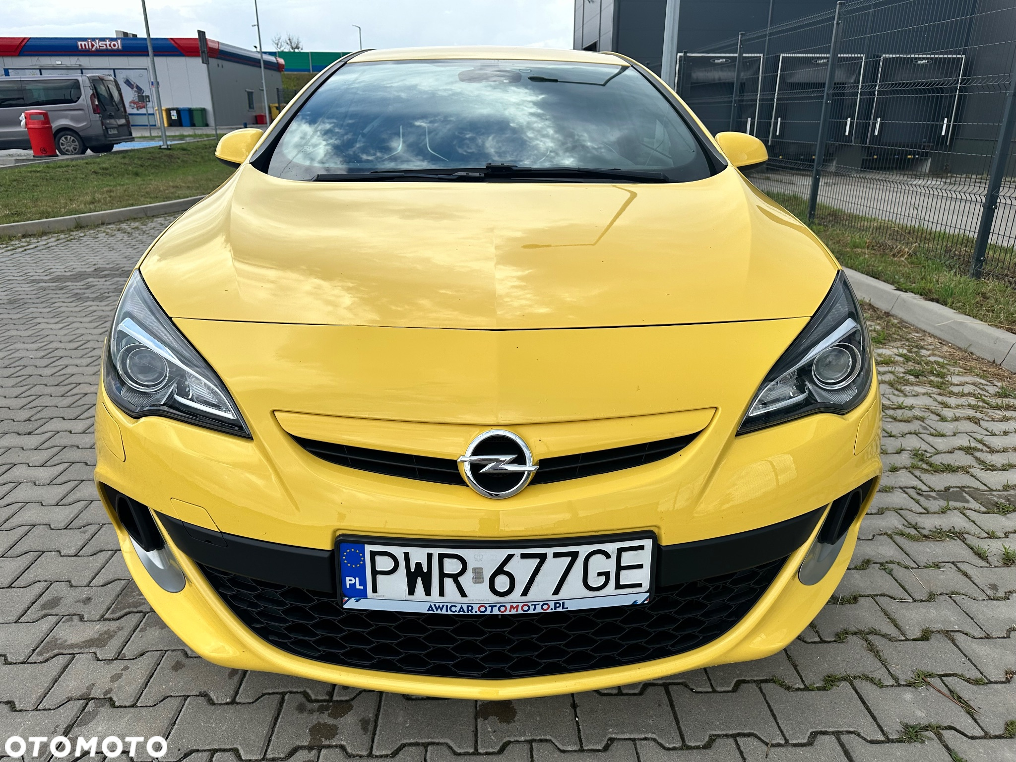 Opel Astra IV GTC OPC - 2