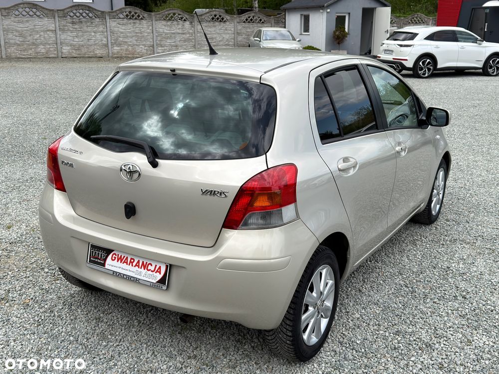 Toyota Yaris 1.33 Prestige - 7