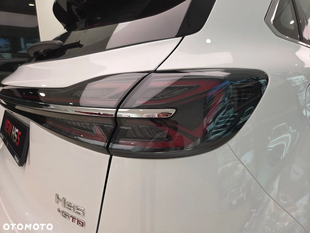 Hongqi HS5 2.0T Executive AWD - 11