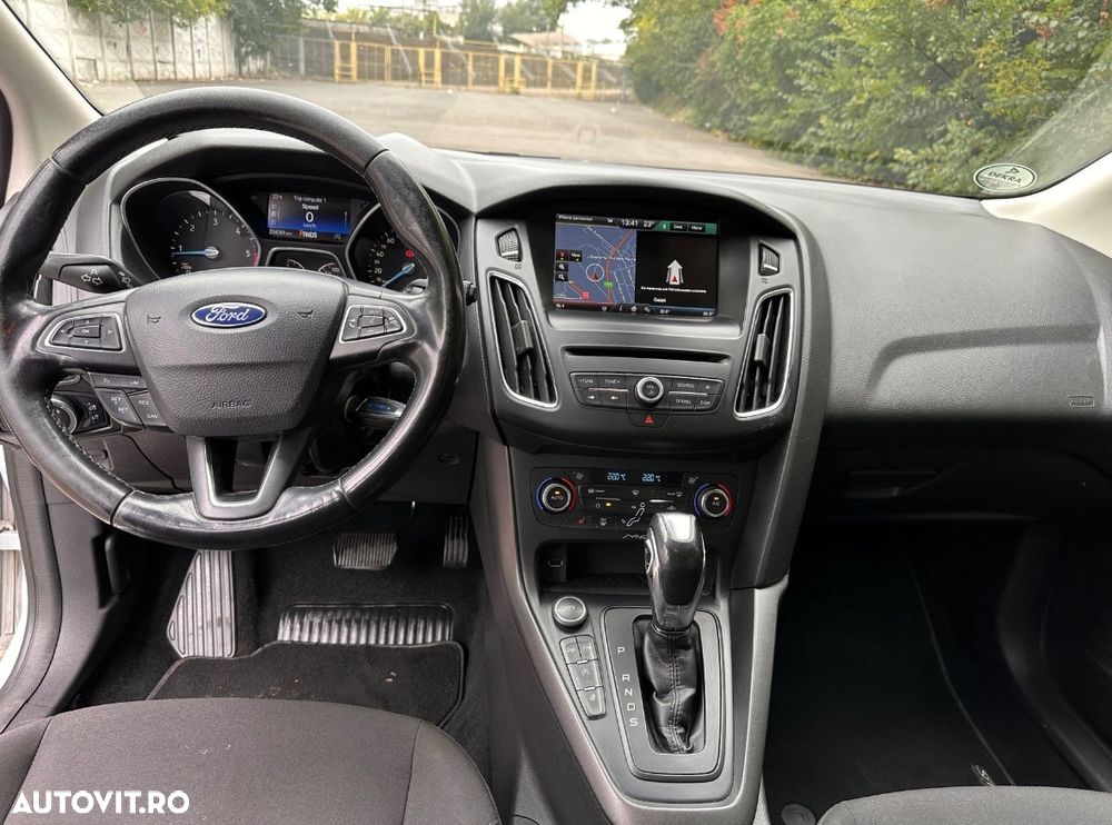 Ford Focus 2.0 TDCI DPF Aut. Titanium - 8