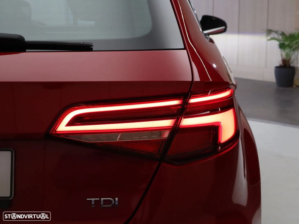 Audi A3 Sportback 1.6 TDI S-line - 12