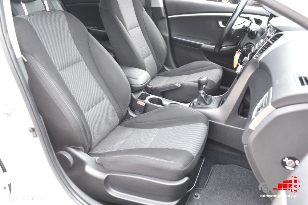Hyundai i30 - 21