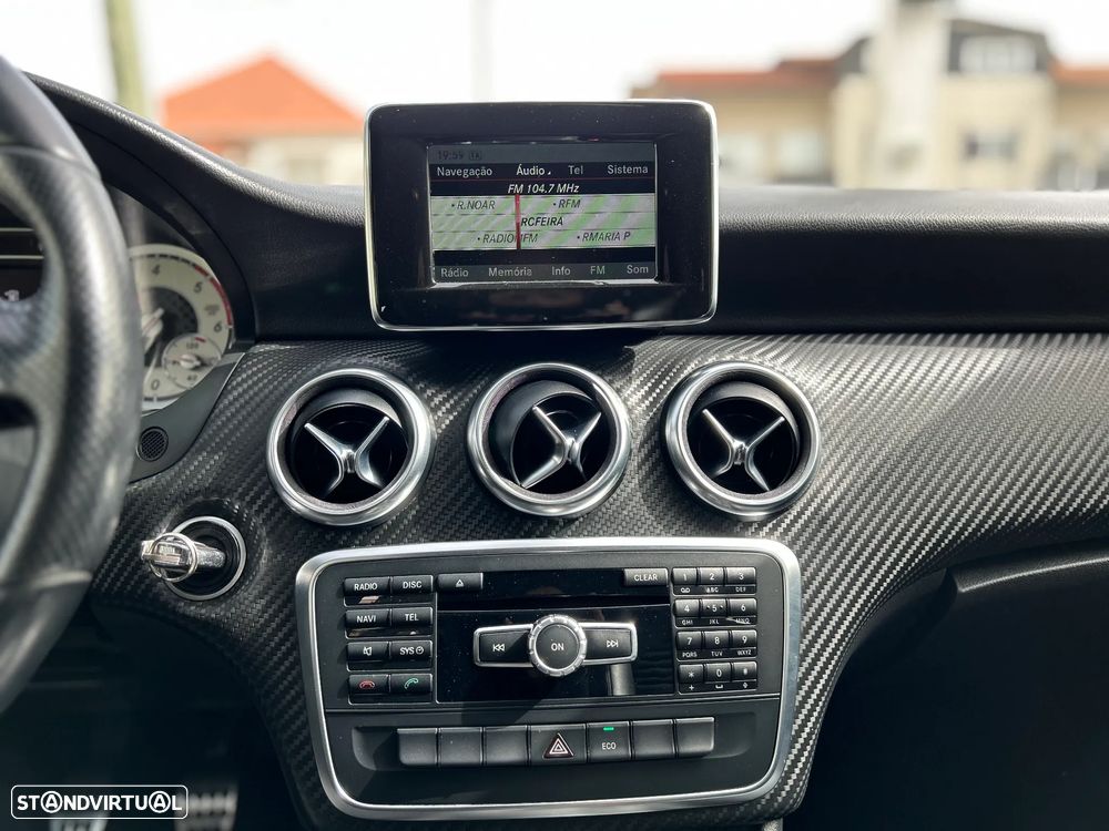 Mercedes-Benz A 180 CDI (BlueEFFICIENCY) AMG Sport - 12
