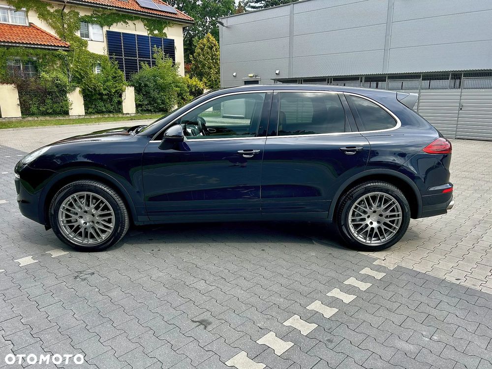 Porsche Cayenne S - 2
