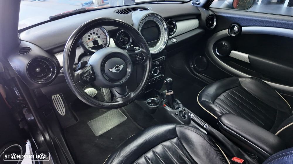 MINI Cabrio Cooper SD Auto - 10