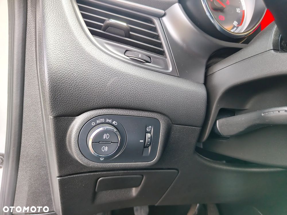 Opel Zafira - 33