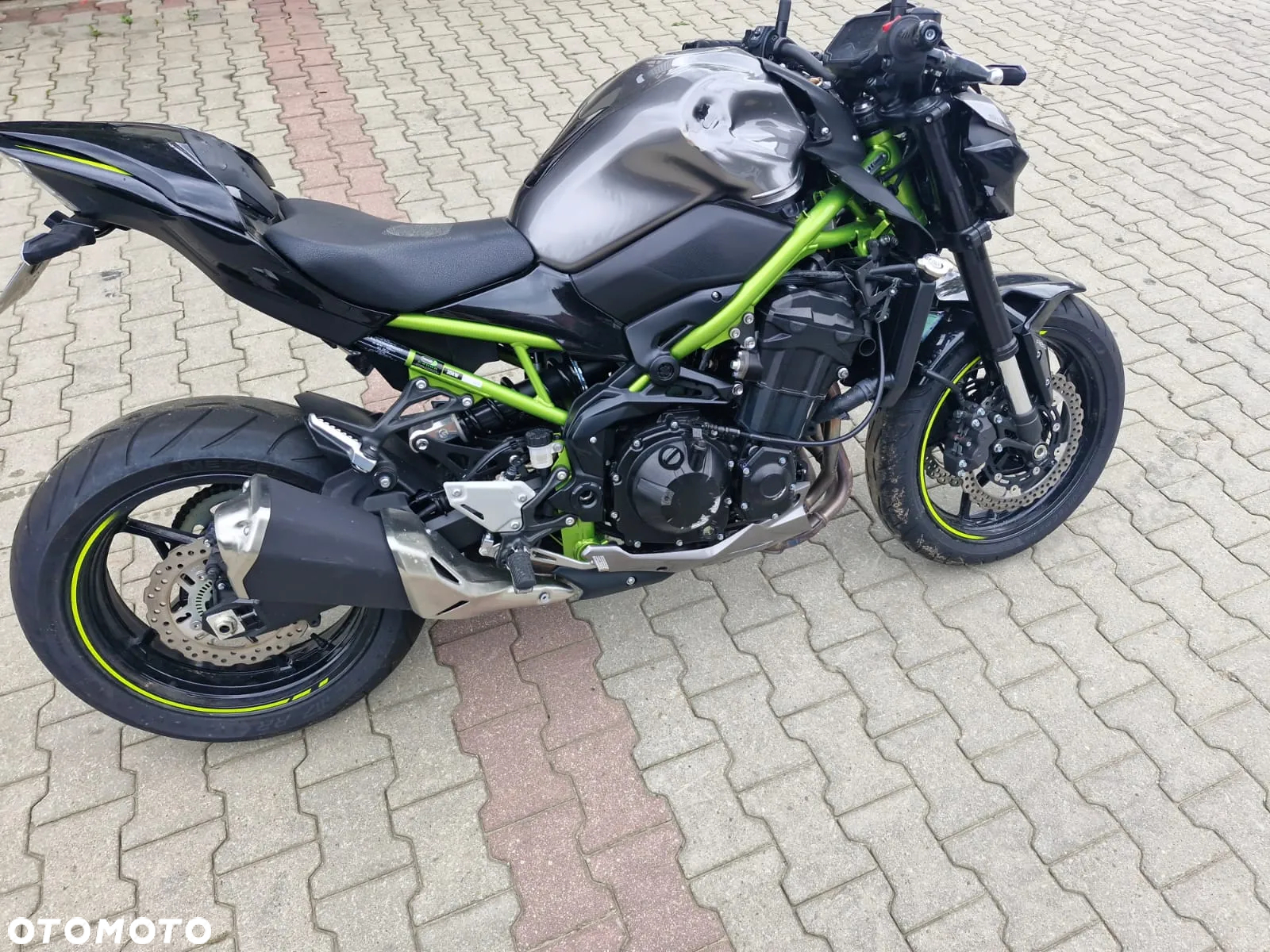 Kawasaki Z 900 - 8