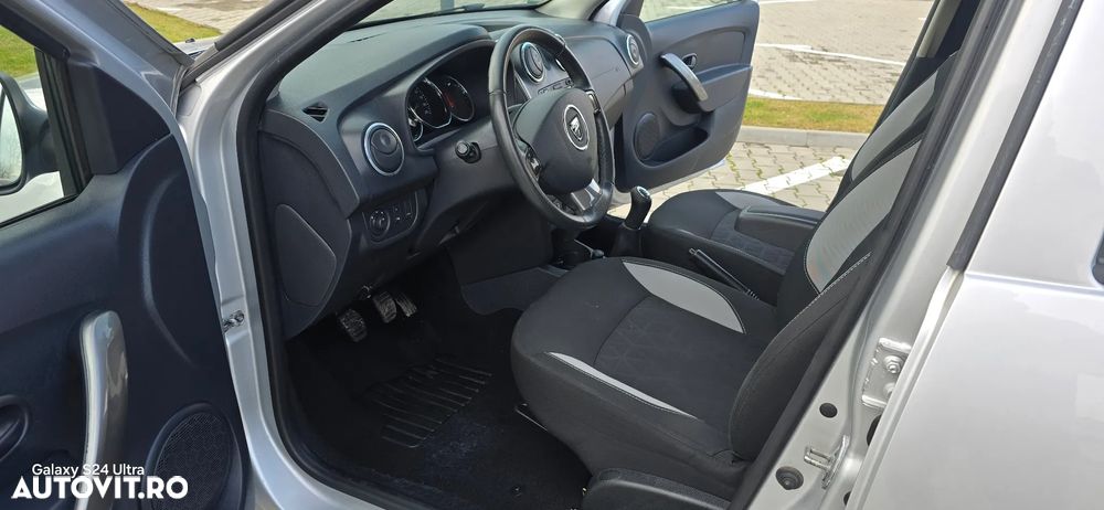 Dacia Sandero TCe 90 Celebration - 5