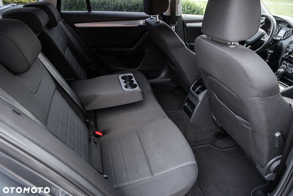 Skoda Octavia 2.0 TDI SCR 4x4 Style DSG - 30