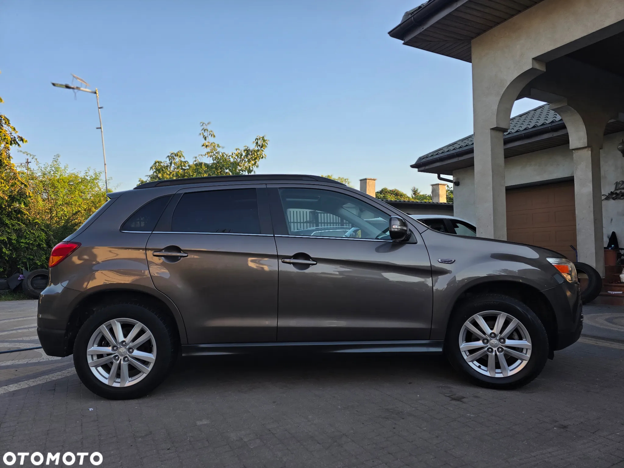 Mitsubishi ASX - 9