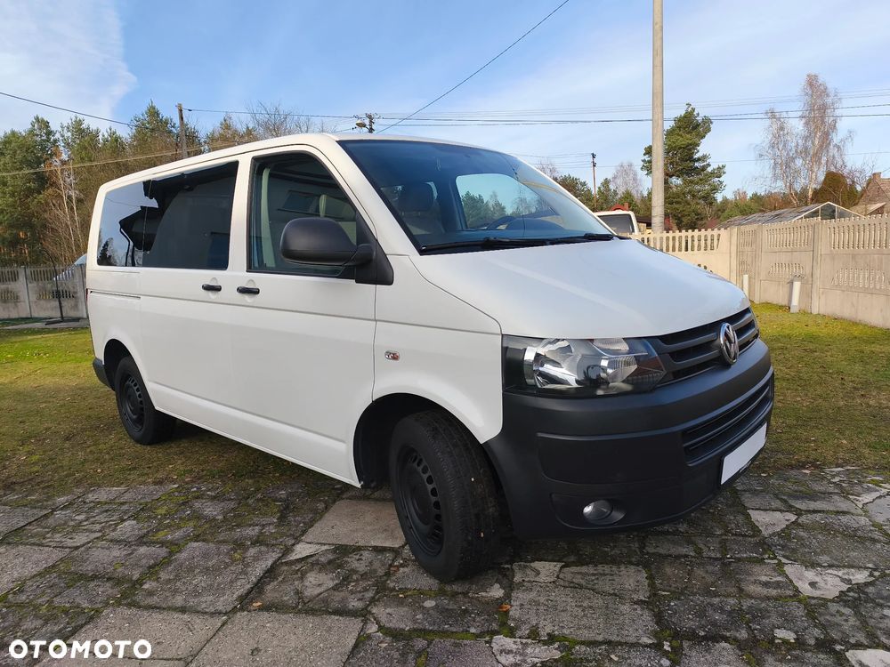 Volkswagen Transporter - 1