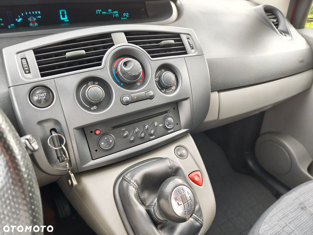 Renault Scenic - 14