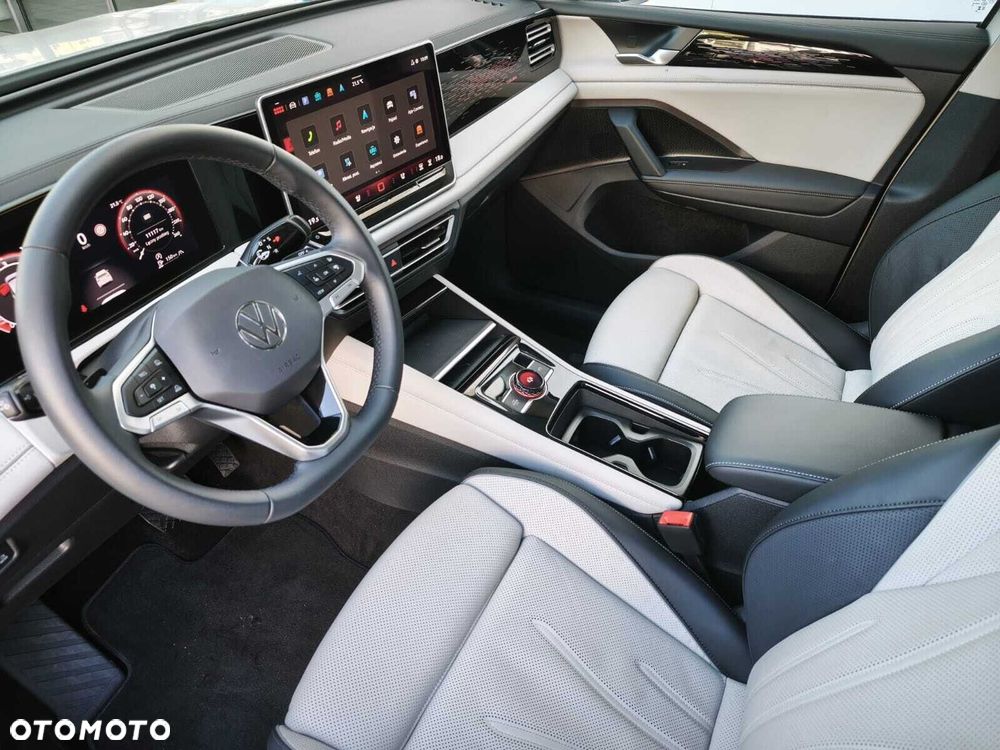 Volkswagen Tiguan 2.0 TDI Elegance DSG - 8