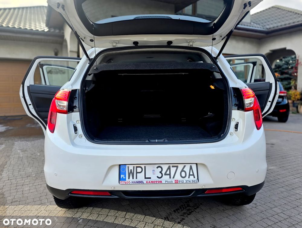 Citroën C4 Aircross - 12