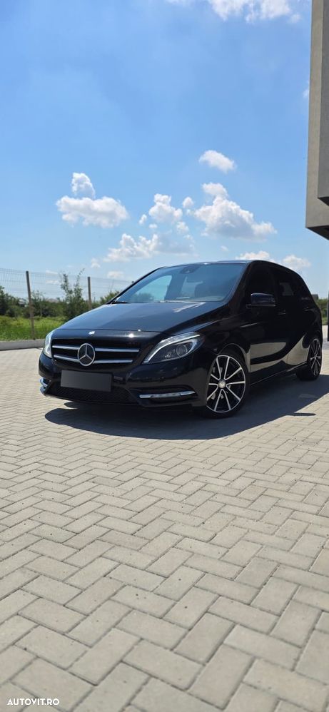 Mercedes-Benz B 200 - 4