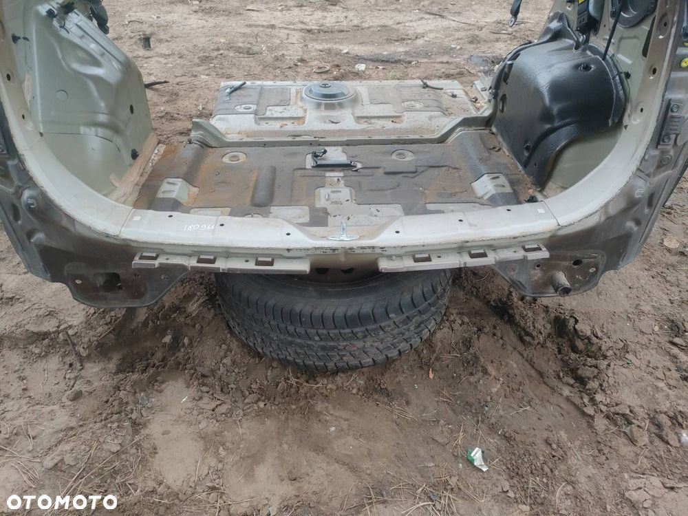 WANNA BAGAŻNIKA PAS TYLNY KIA CARENS IV LIFT - 1