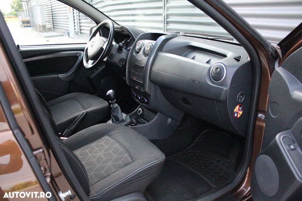 Dacia Duster dCi 110 FAP 4x4 Prestige - 9