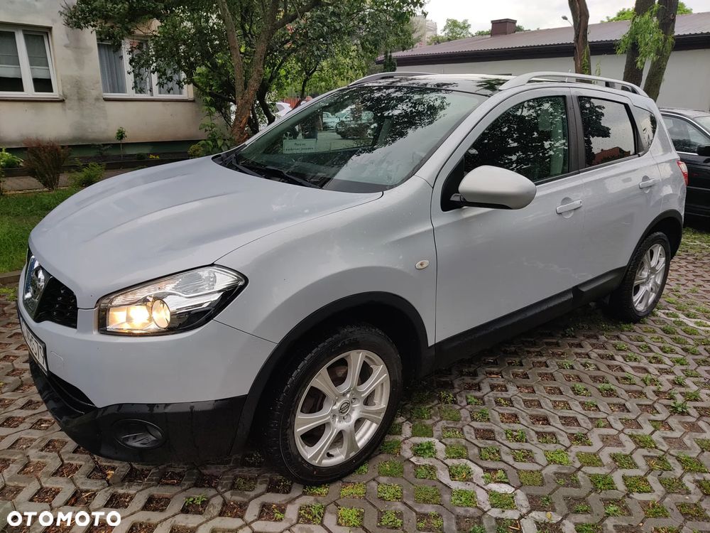 Nissan Qashqai 2.0 4x4 360 - 2
