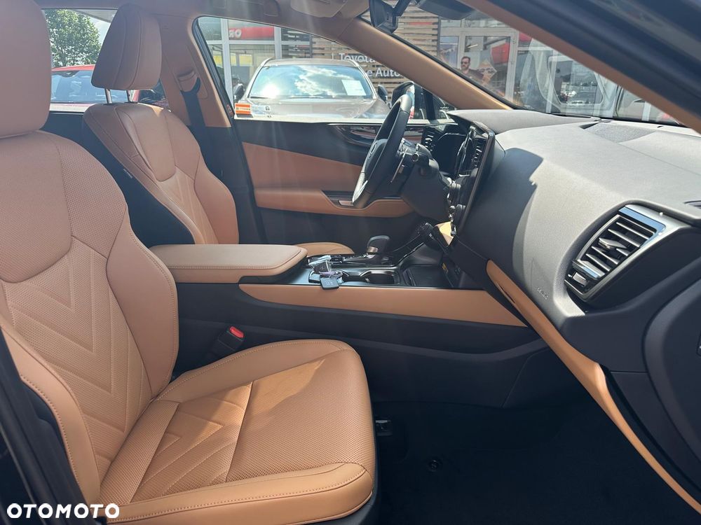 Lexus NX 350h Prestige 2WD - 14