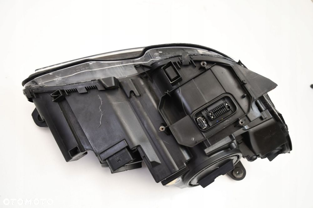 MERCEDES W204 C63 AMG LAMPA BI XENON LEWY PRZÓD - 11