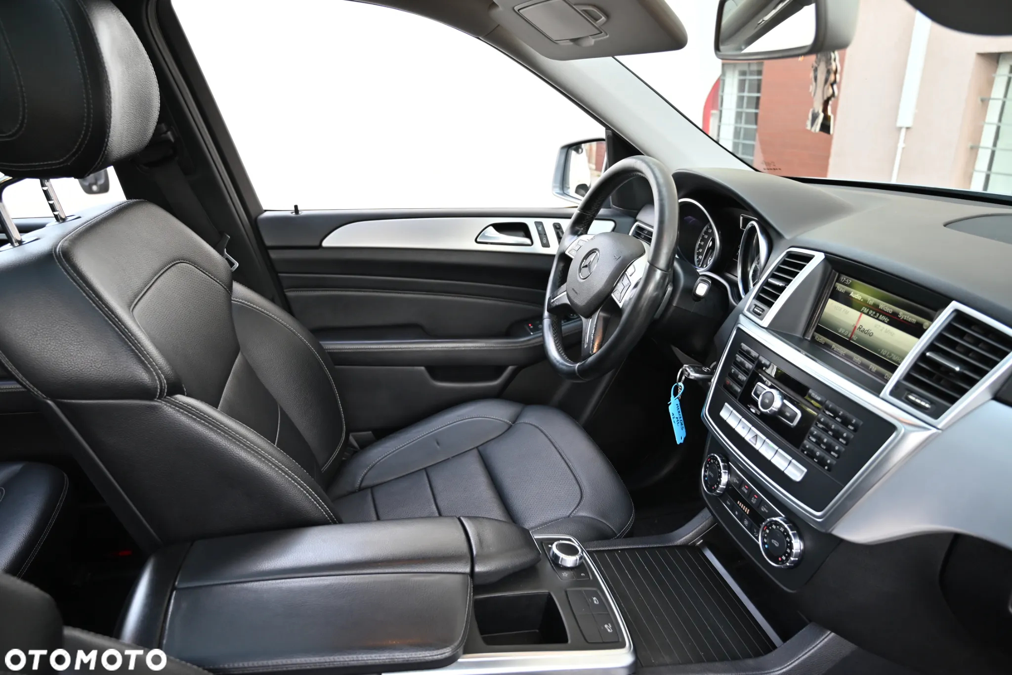 Mercedes-Benz ML - 32