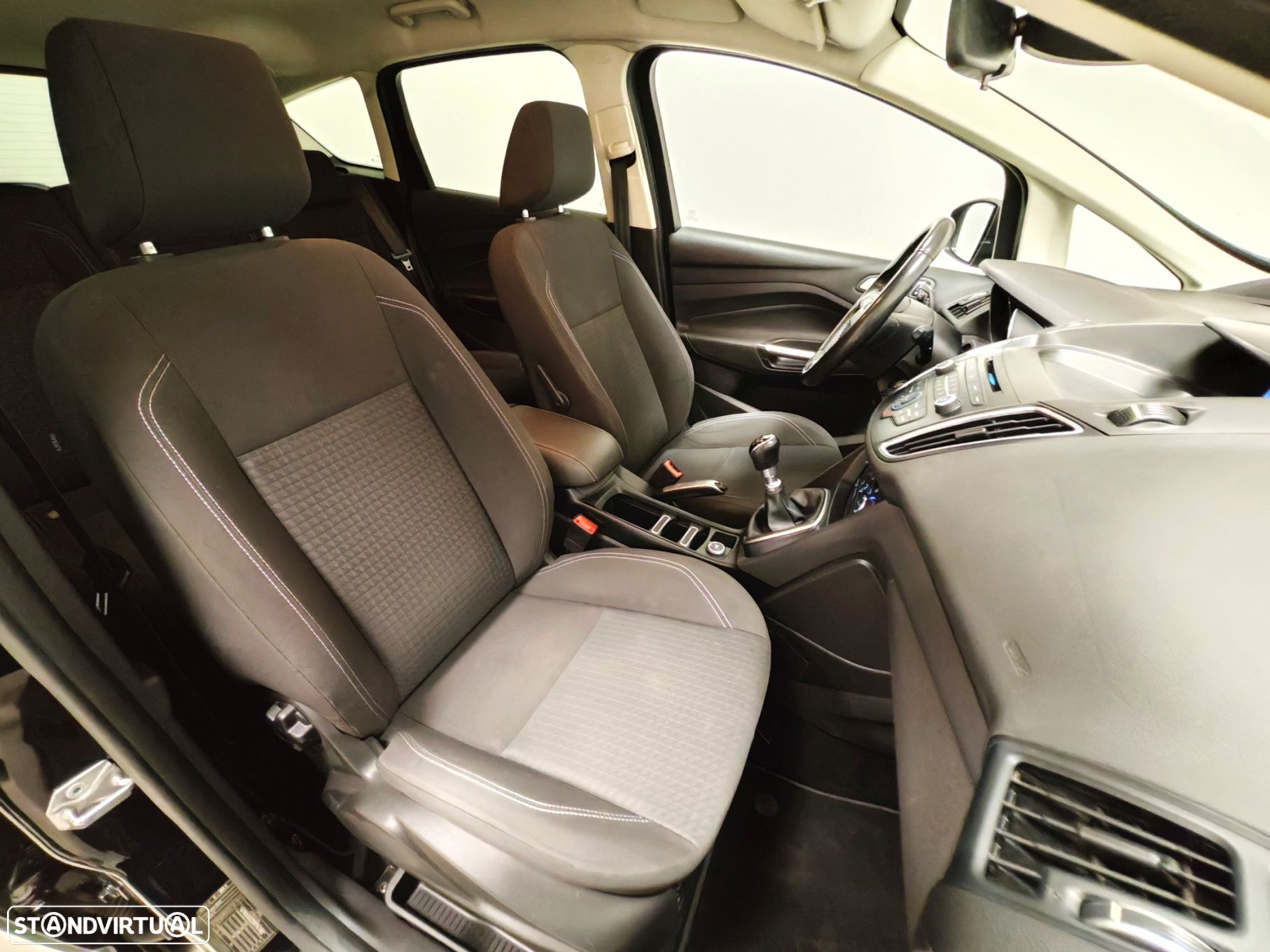 Ford C-Max 1.5 TDCi S&S Trend - 46