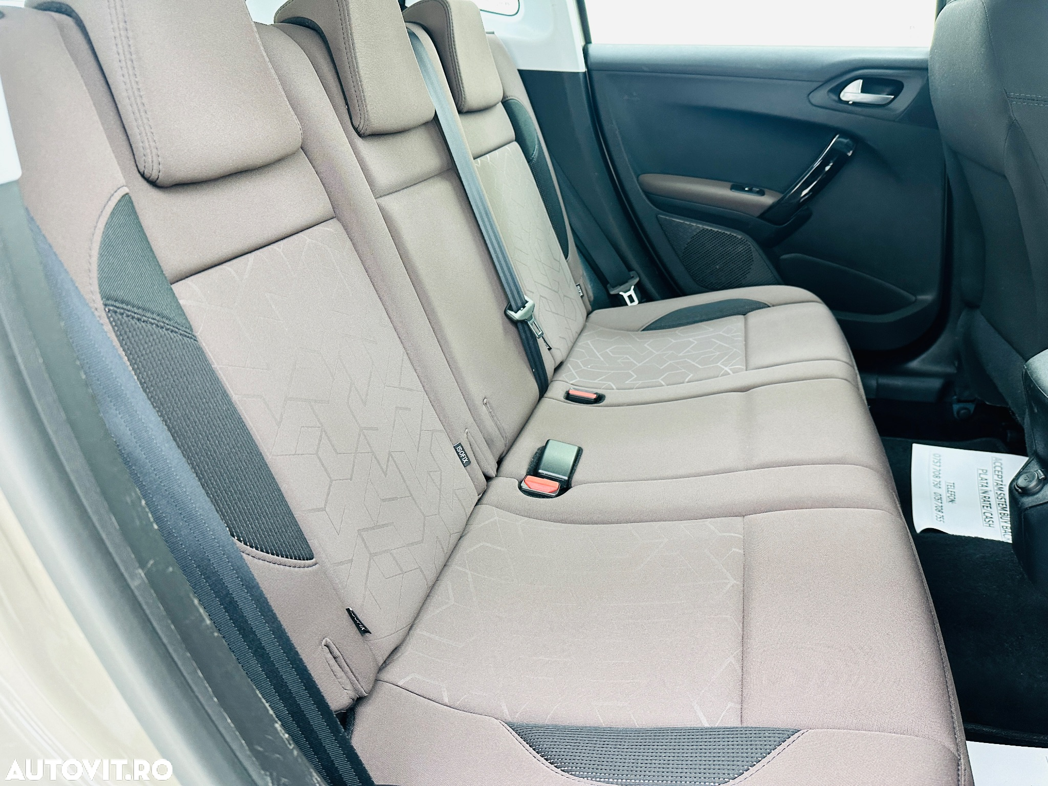 Peugeot 2008 - 16