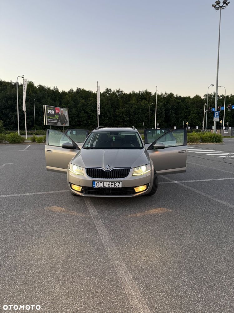 Skoda Octavia 2.0 TDI (Green tec) DSG Joy - 6