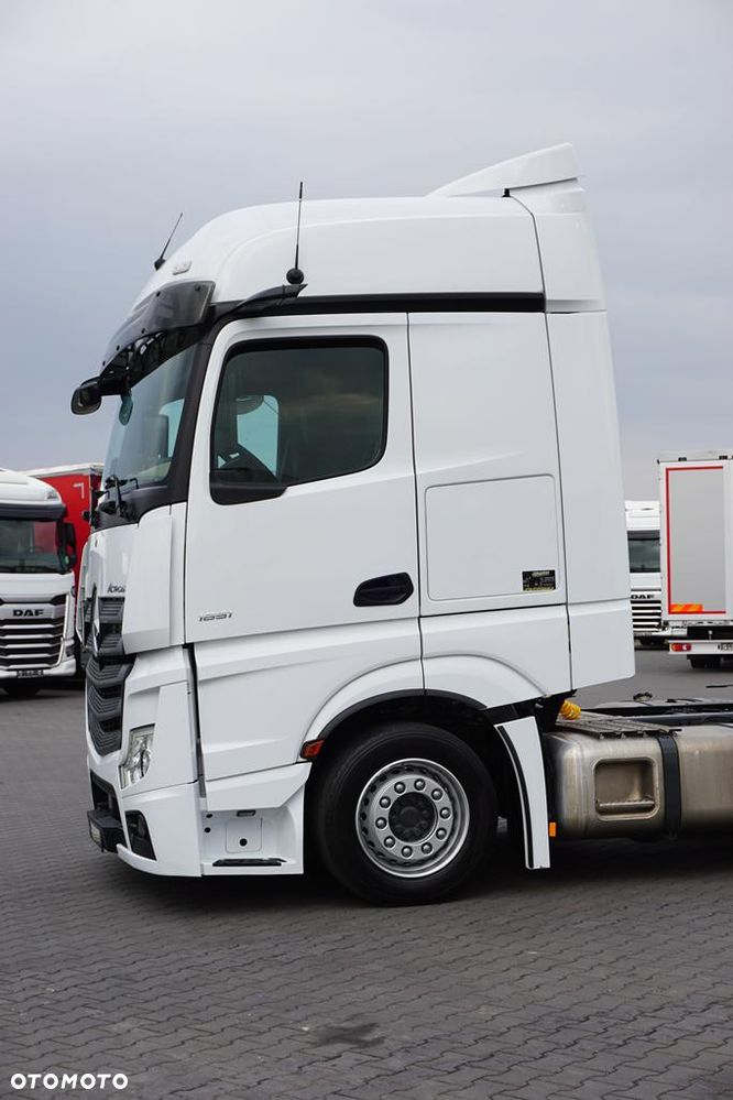 Mercedes-Benz ACTROS / 1851 / E 6 / MP 5 / ACC / MEGA / LOW DECK / RETARDER / BIG SPACE - 32