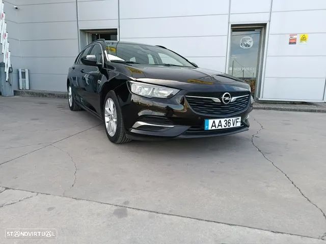 Opel Insignia Sports Tourer 1.6 CDTi Business Edition - 1