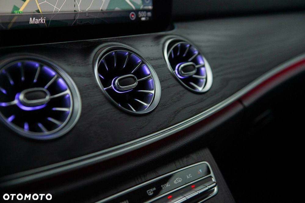 Mercedes-Benz CLS - 28