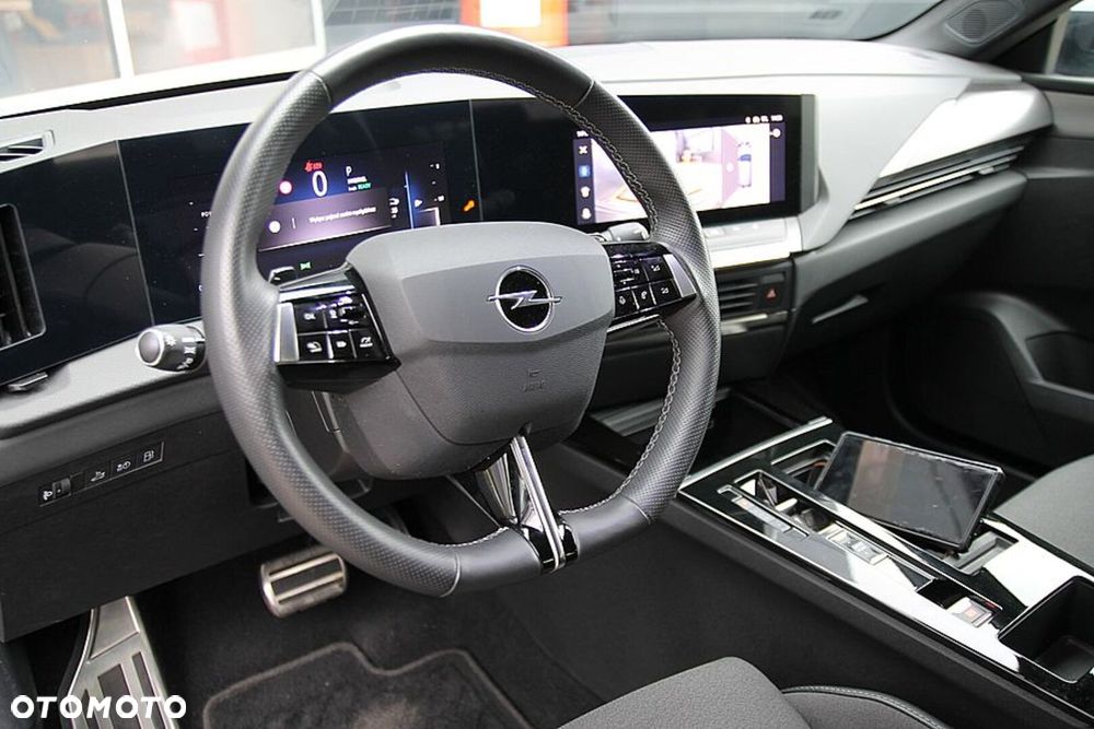 Opel Astra - 4