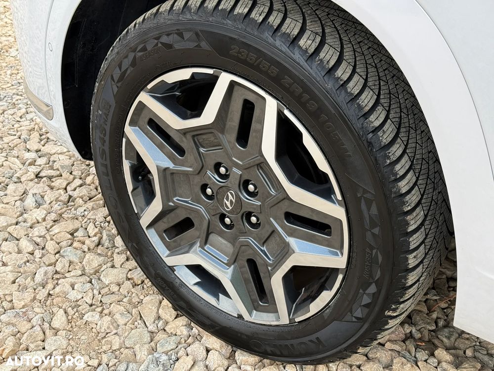 Hyundai Santa Fe 1.6 Plugin-Hybrid 4WD SEVEN Signature - 4