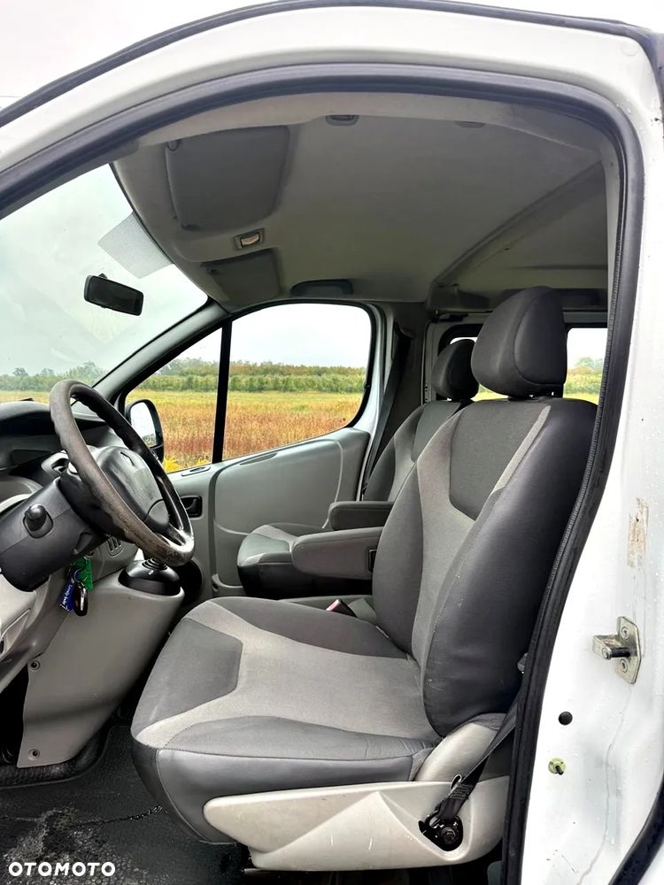 Renault Trafic - 11