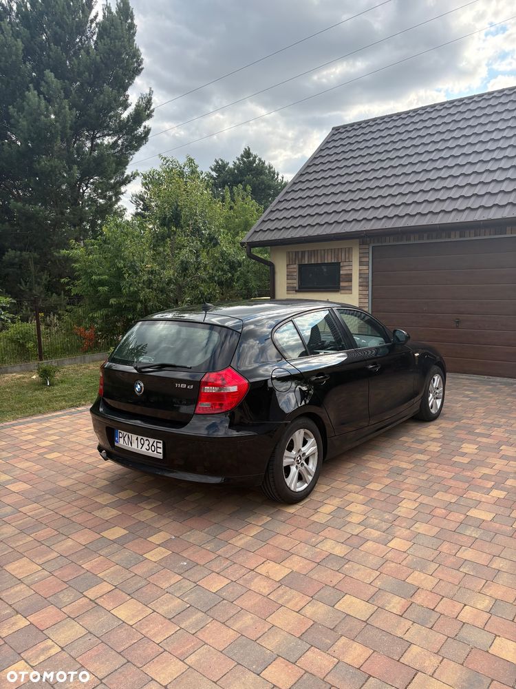 BMW Seria 1 118d - 5