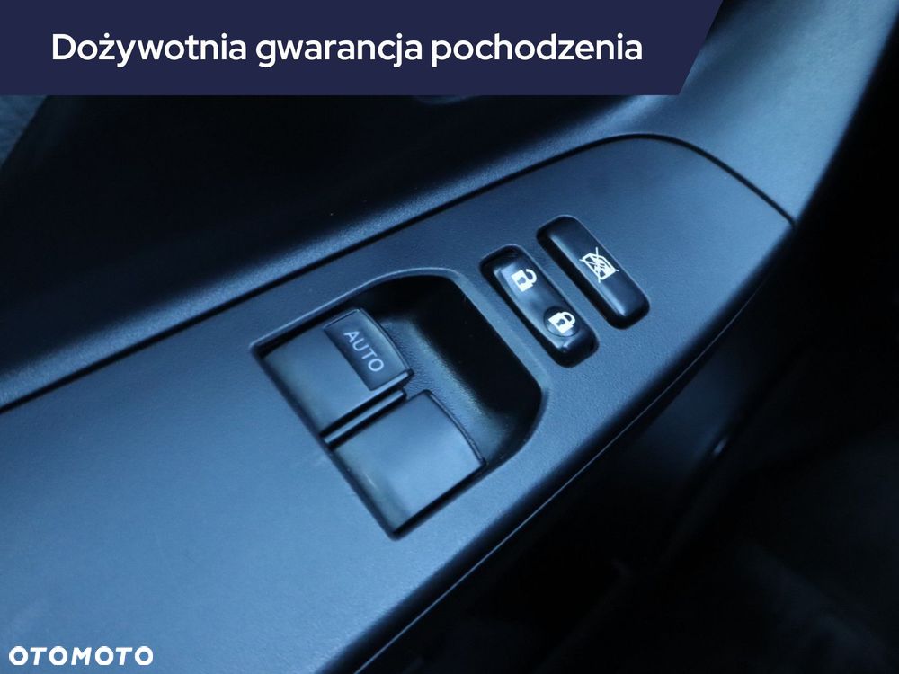 Toyota Yaris - 17
