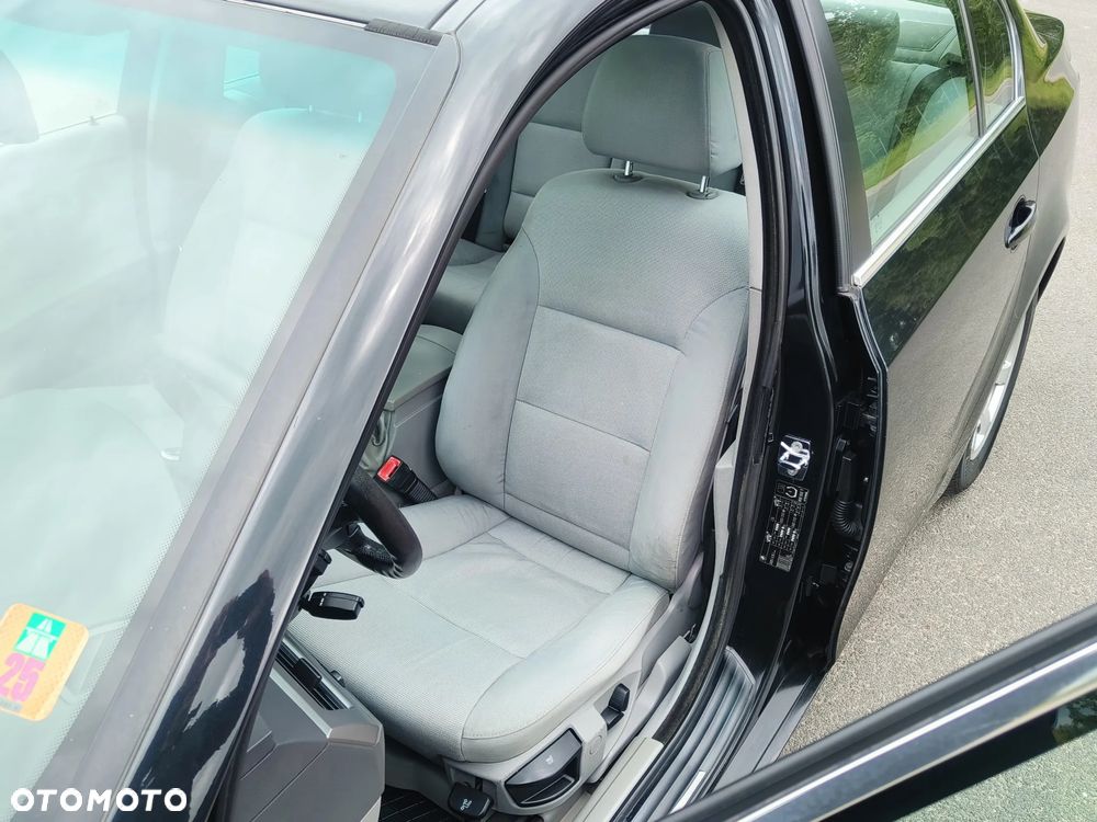 BMW Seria 5 - 10