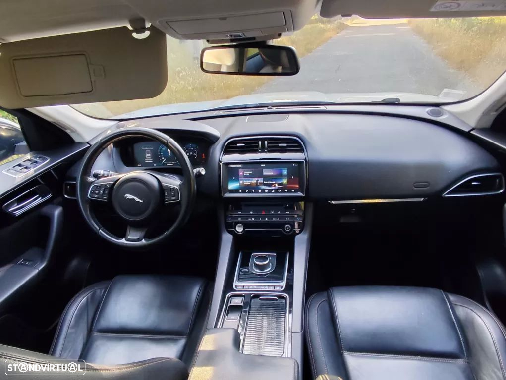 Jaguar F-Pace 2.0 i4D Prestige Aut. - 15