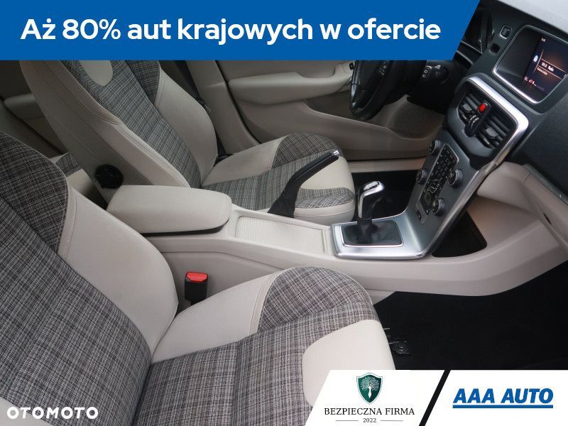 Volvo V40 - 11