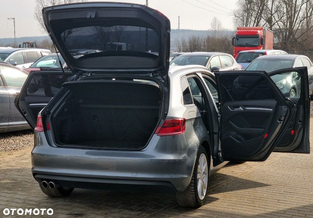 Audi A3 Sportback - 19