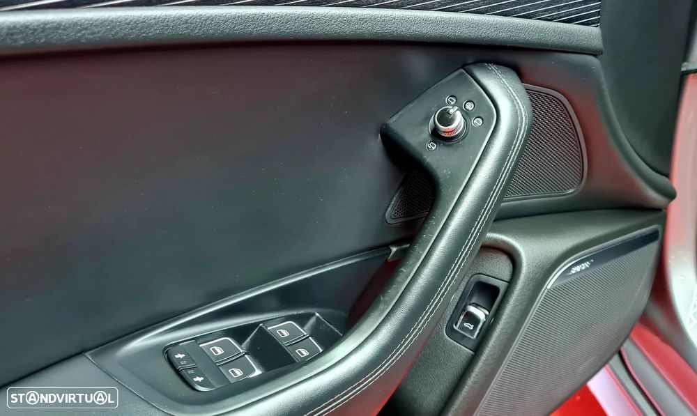 Audi A6 Avant 3.0 TDi V6 quattro B.Line Spo. S tronic C.Diesel - 11