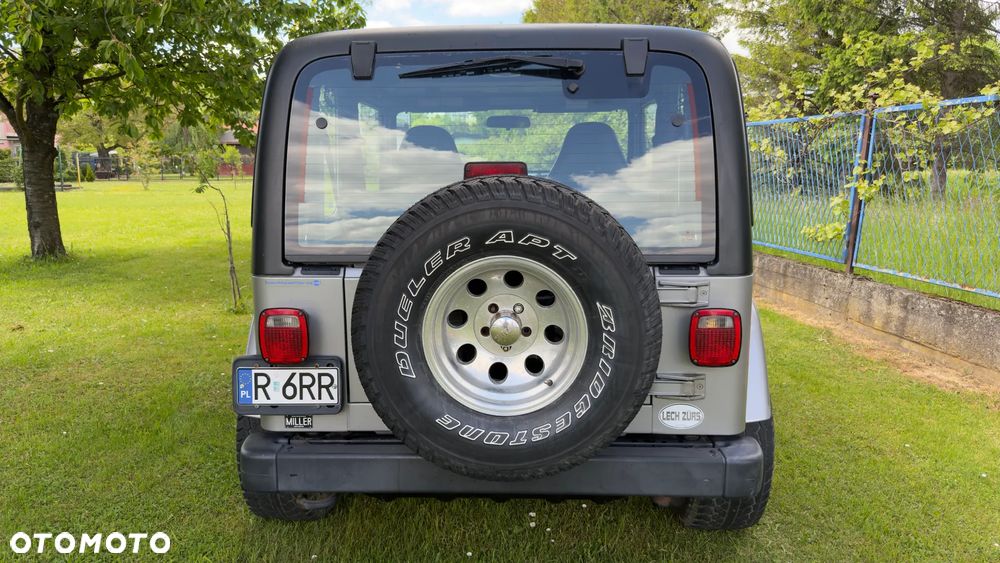 Jeep Wrangler 4.0 - 3