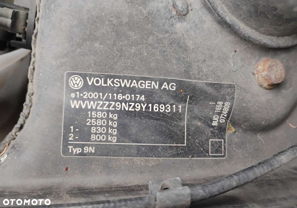 Volkswagen Polo - 23