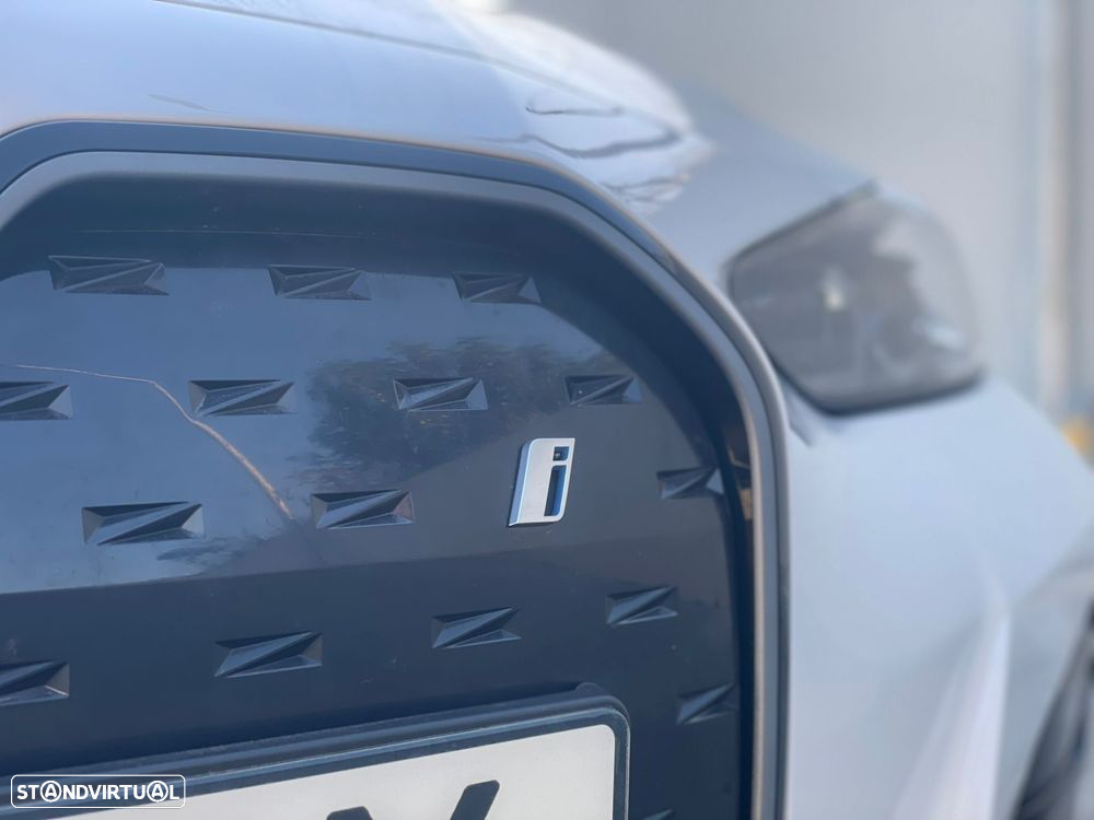 BMW i4 eDrive40 Pack Desportivo M - 8